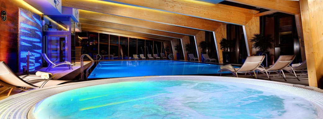 Wellness Hotel Chopok **** / Bazén a whirpool Praslička